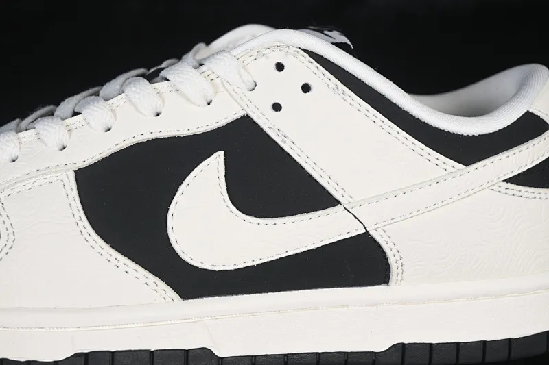 All categories Nk SB Dunk Series Nk SB Dunk Low High-end customized low-top sneakers Nike SB Dunk Low Year of the Horse limited low-top casual sneakers IF3944-001